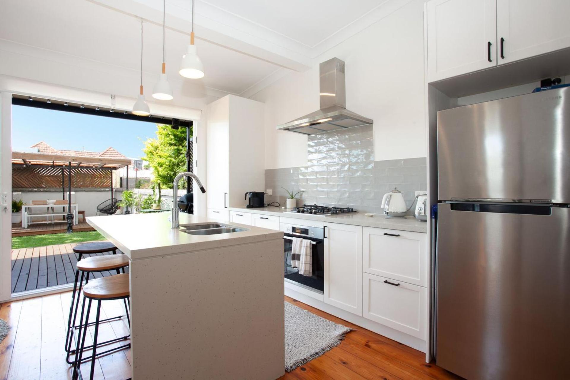 Garden Oasis Sydenham Villa Sydney Exterior photo