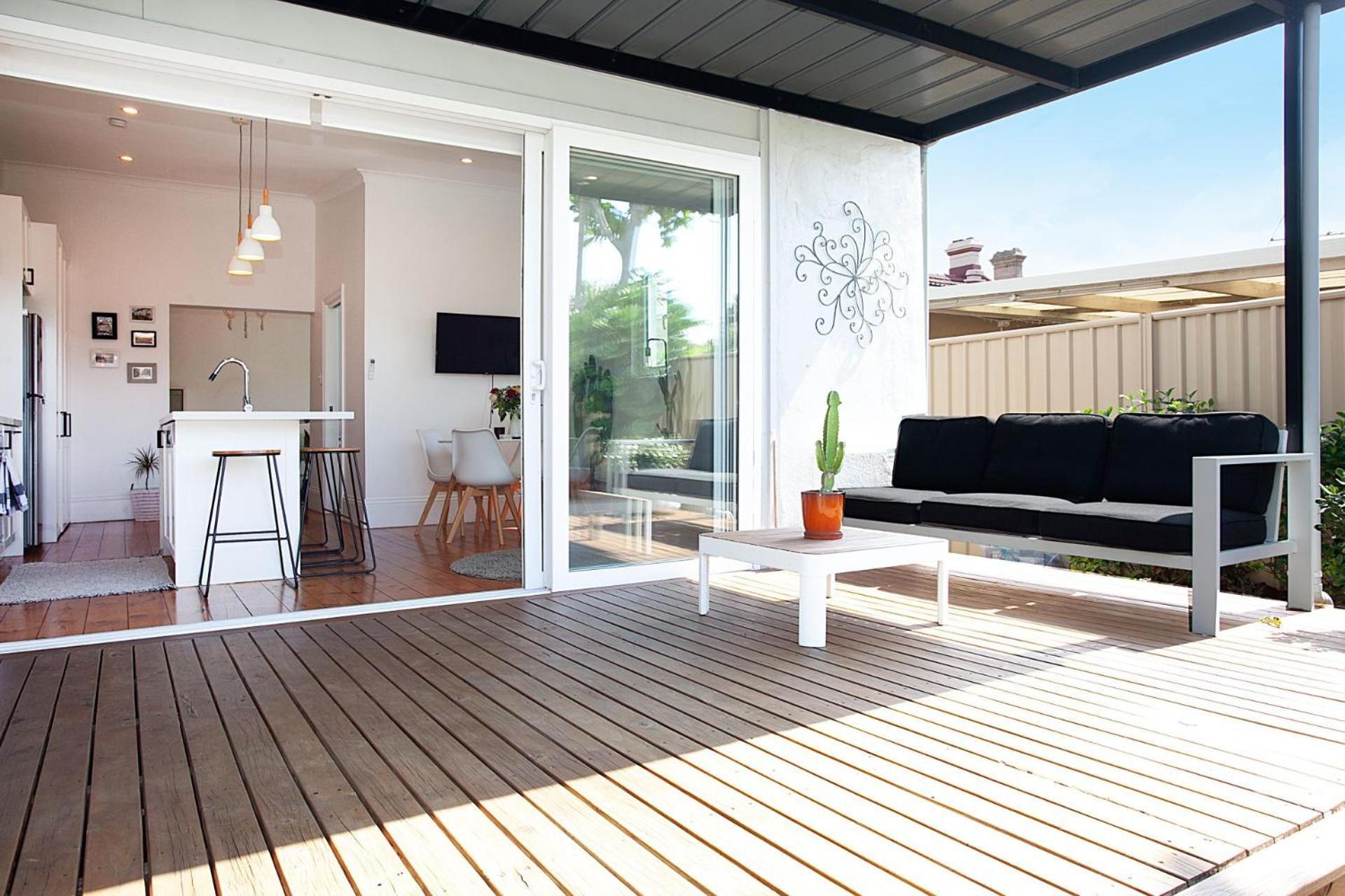 Garden Oasis Sydenham Villa Sydney Exterior photo