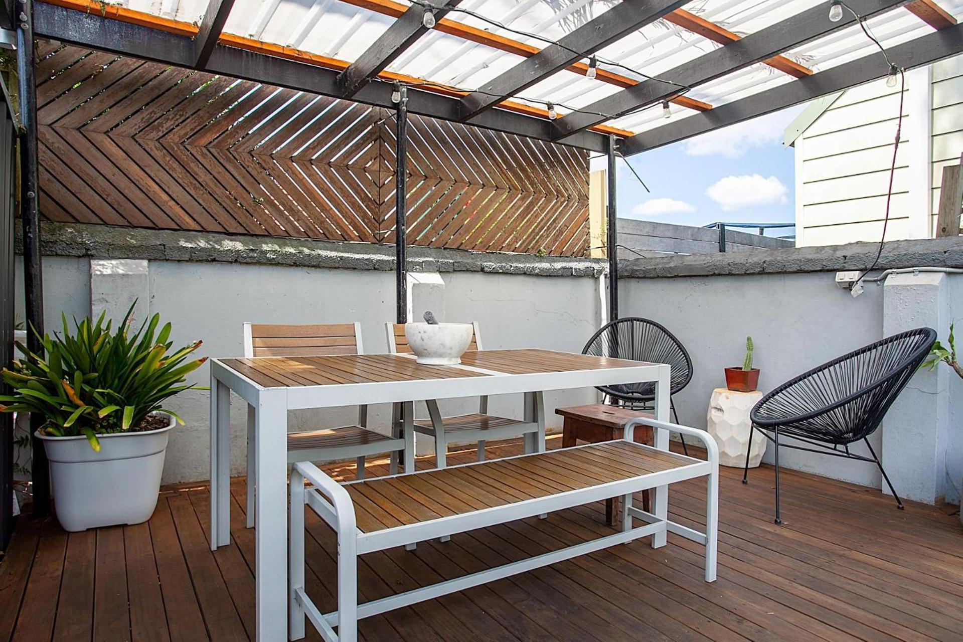 Garden Oasis Sydenham Villa Sydney Exterior photo